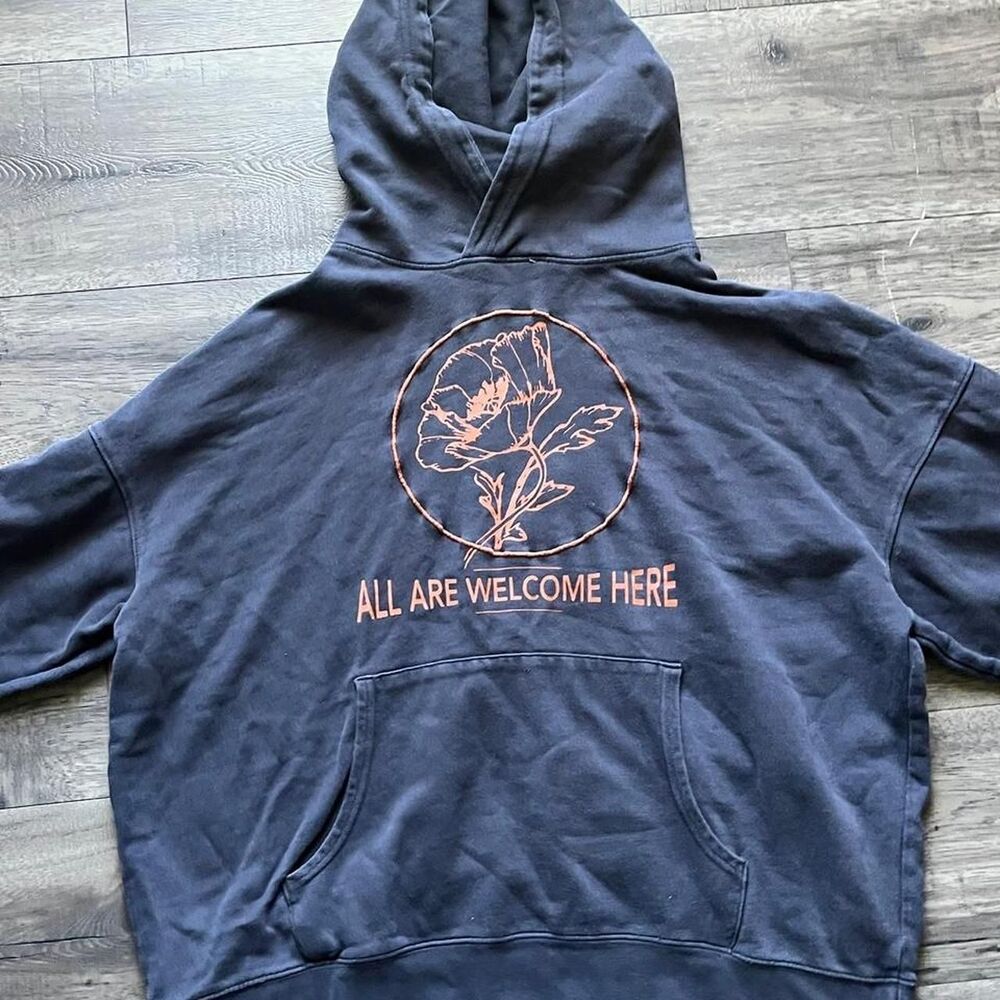Arizona Men's Black and Navy Hoodie